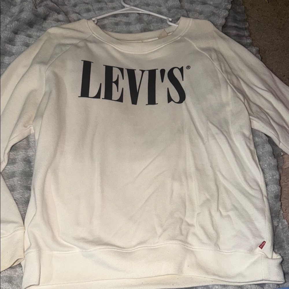 Levi's white  Logo Sweatshirt